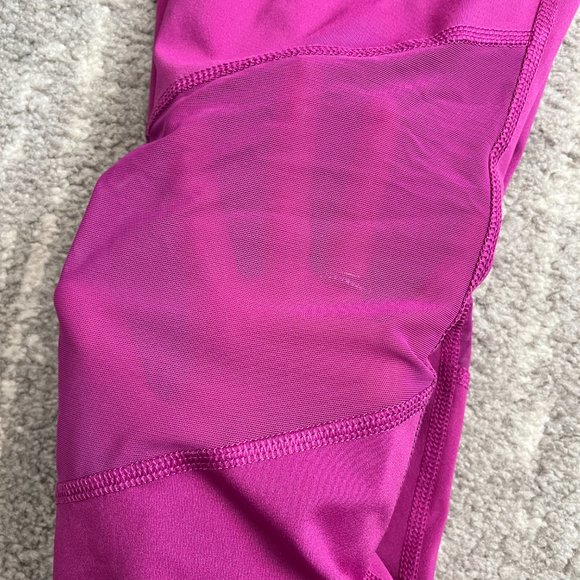 Old Navy Active Pink Mid Calf Legging Size S - Picture 5 of 8